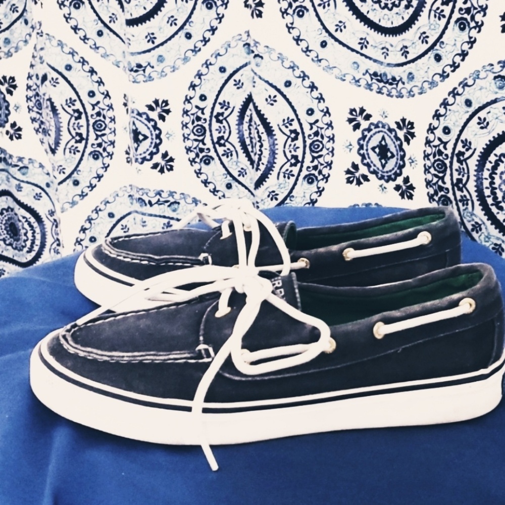 Sperry's - Picture 3 of 5